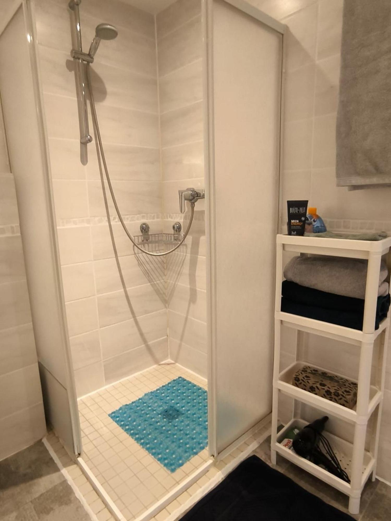 Holzgebaeude Apartment Ebersbach an der Fils Ngoại thất bức ảnh